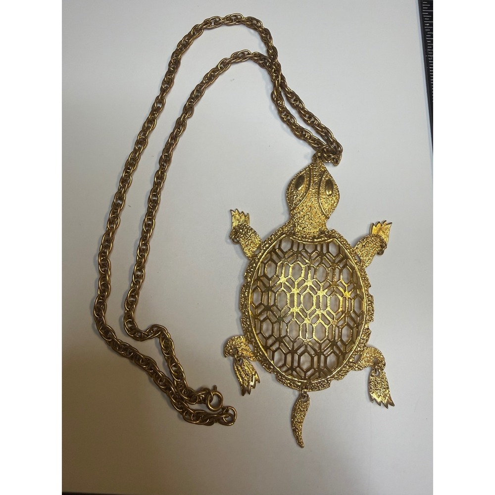 Vintage Gold Tone Articulated Turtle Pendant Necklace Large Honeycomb Shell 30in